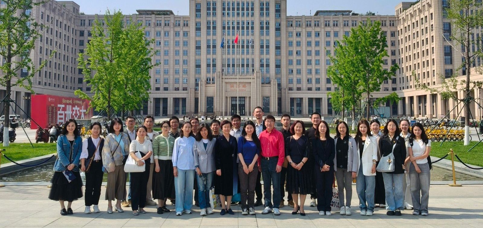 我校组织高层次人才赴西安交通大学创新港开展实践调研活动